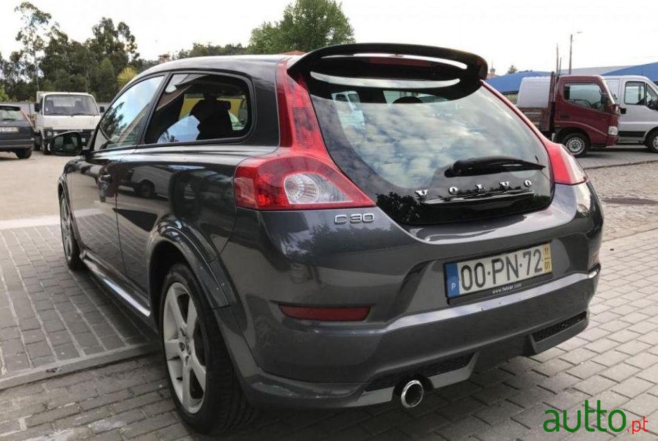 2011' Volvo C30 1.6 D R-Design photo #2