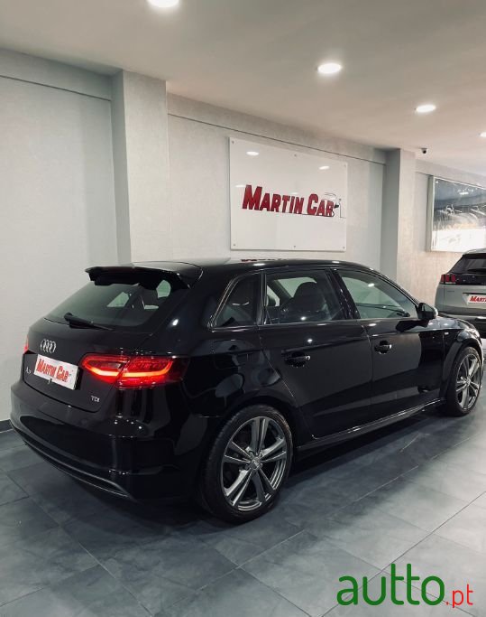 2015' Audi A3 Sportback photo #2