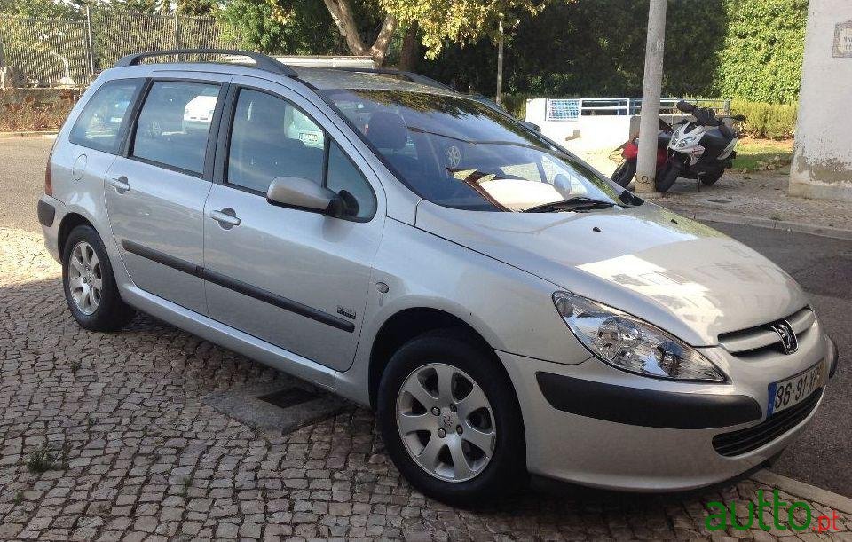 2004' Peugeot 307 Sw photo #4