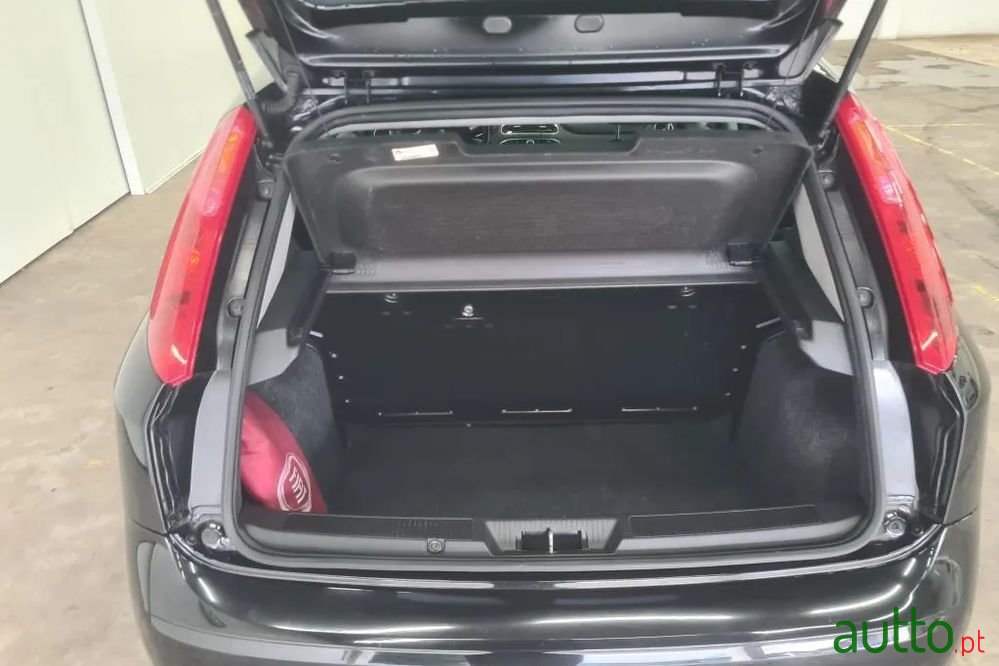 2018' Fiat Punto 1.2 Easy S&S photo #5