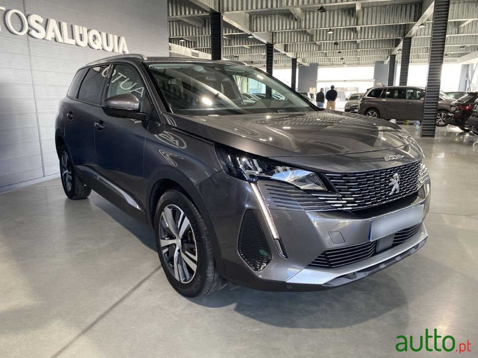 2021' Peugeot 5008 photo #5