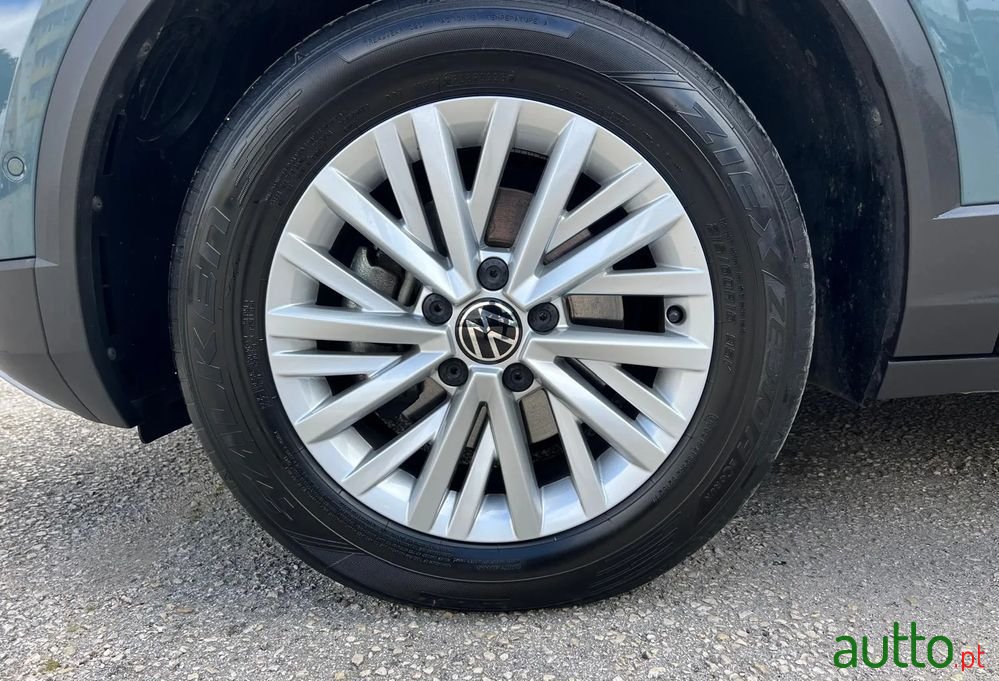 2023' Volkswagen T-Roc 1.0 Tsi Life photo #5