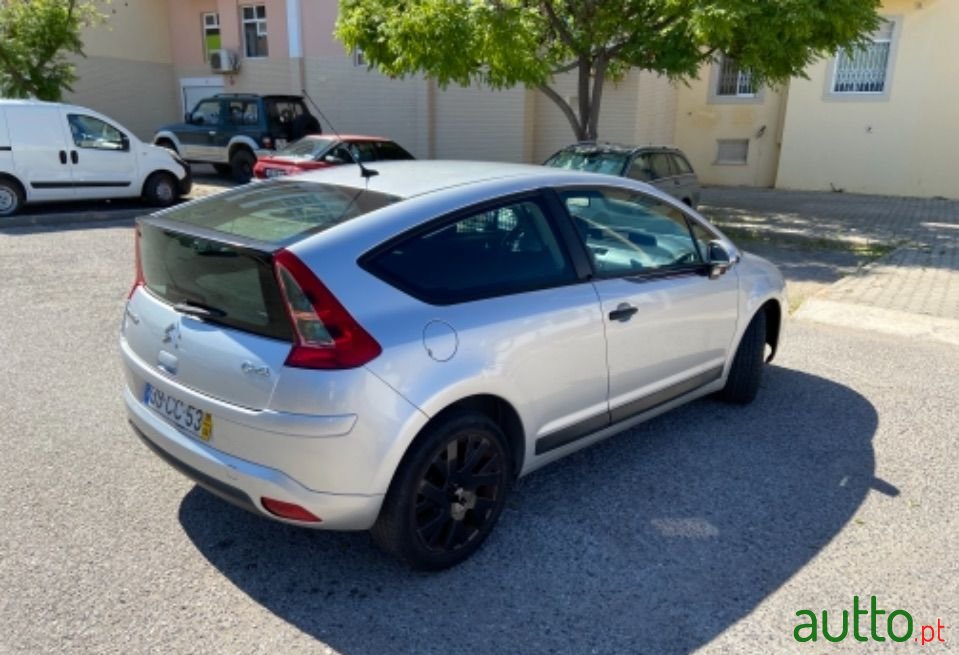 2006' Citroen C4 photo #2