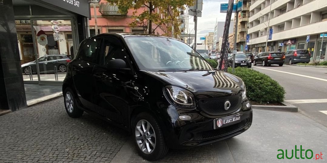 2017' Smart Forfour photo #3