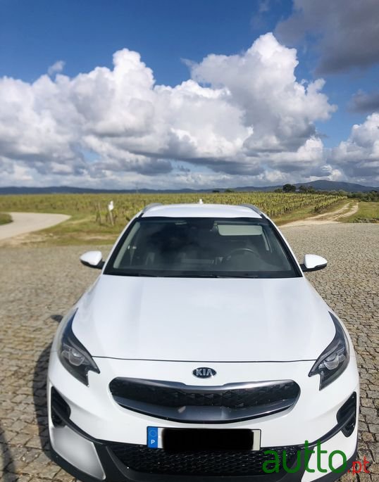 2021' Kia XCeed photo #5