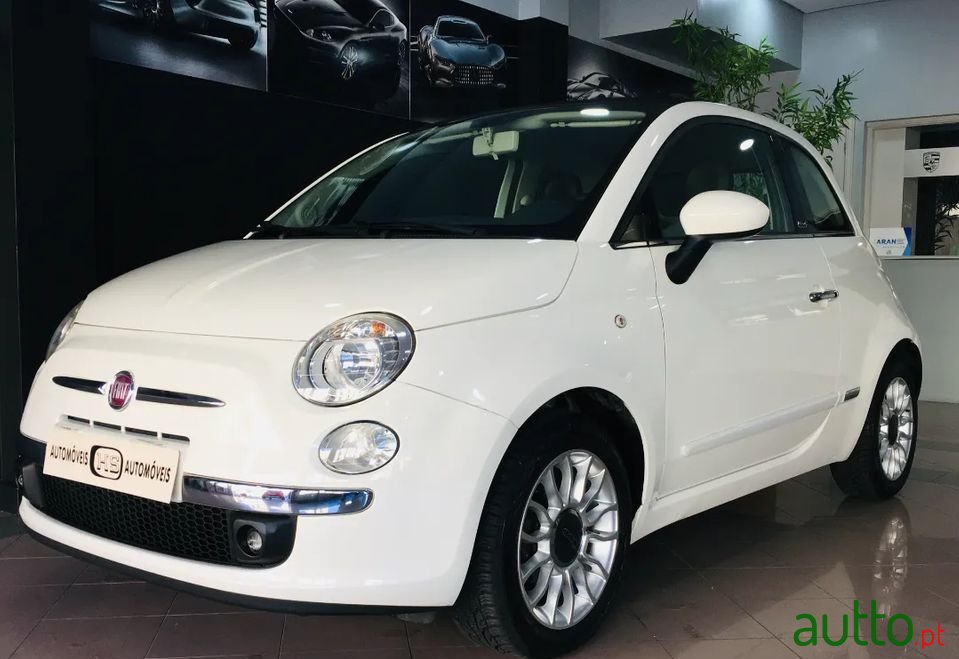 2012' Fiat 500C photo #1