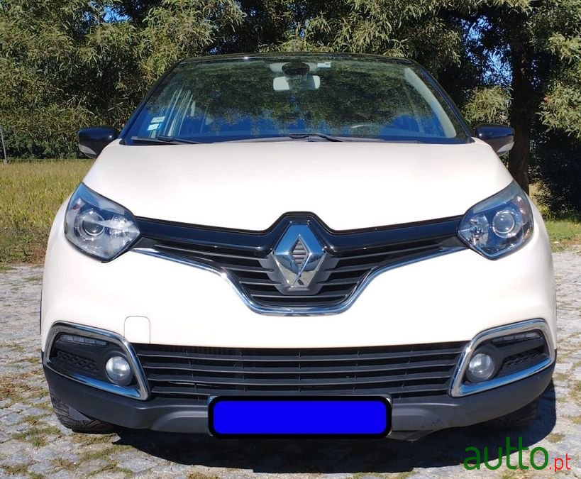 2015' Renault Captur photo #1