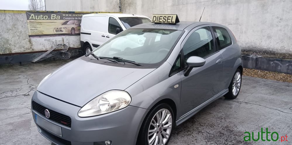 2008' Fiat Grande Punto photo #2