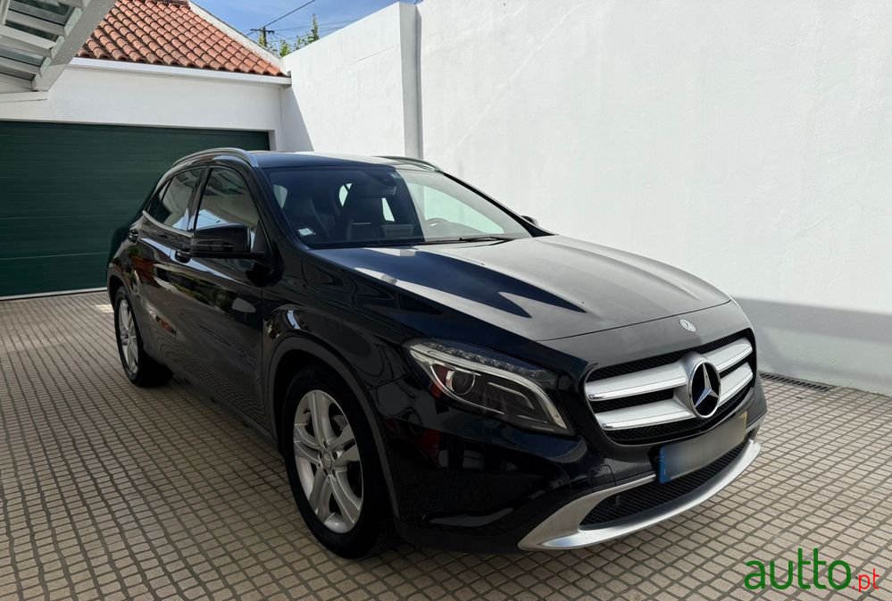 2015' Mercedes-Benz Classe Gla photo #1