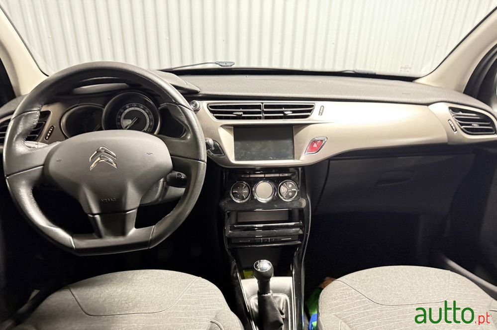 2016' Citroen C3 photo #6
