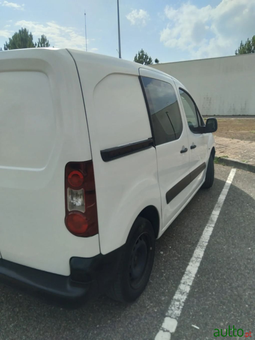 2015' Citroen Berlingo photo #2