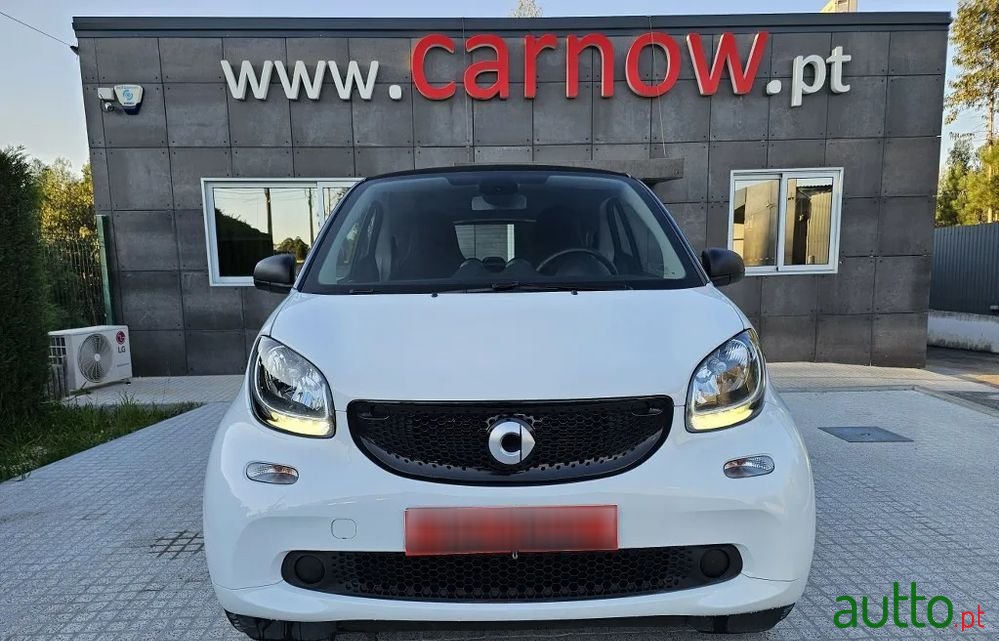 2019' Smart Fortwo 1.0 Passion 71 photo #2