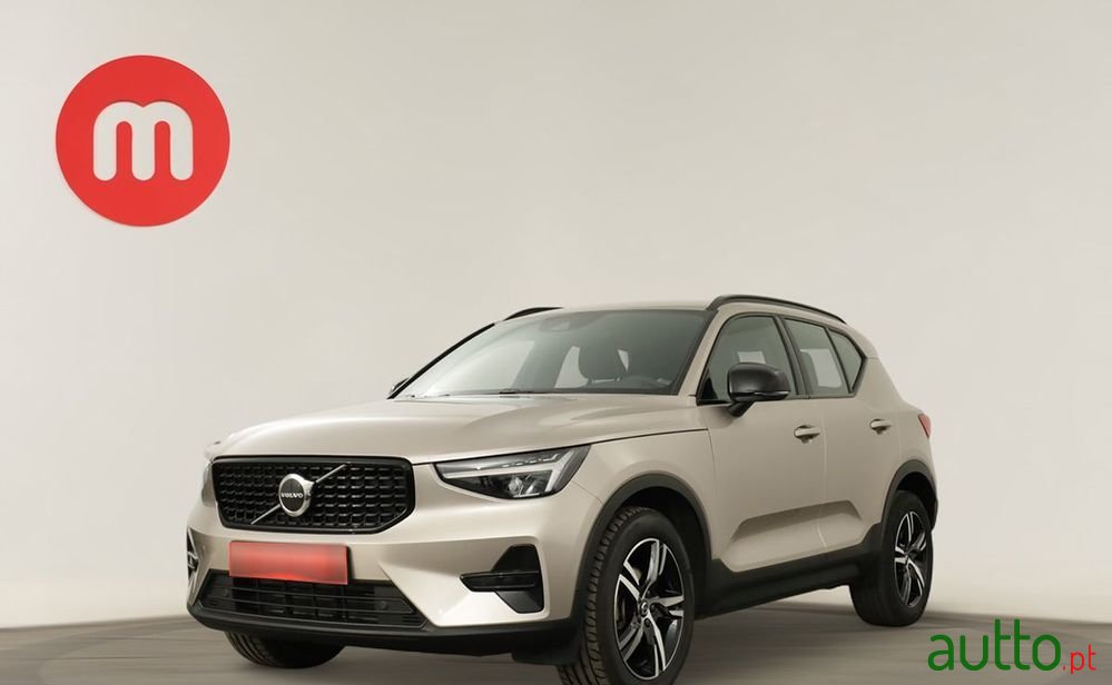 2024' Volvo Xc 40 photo #2