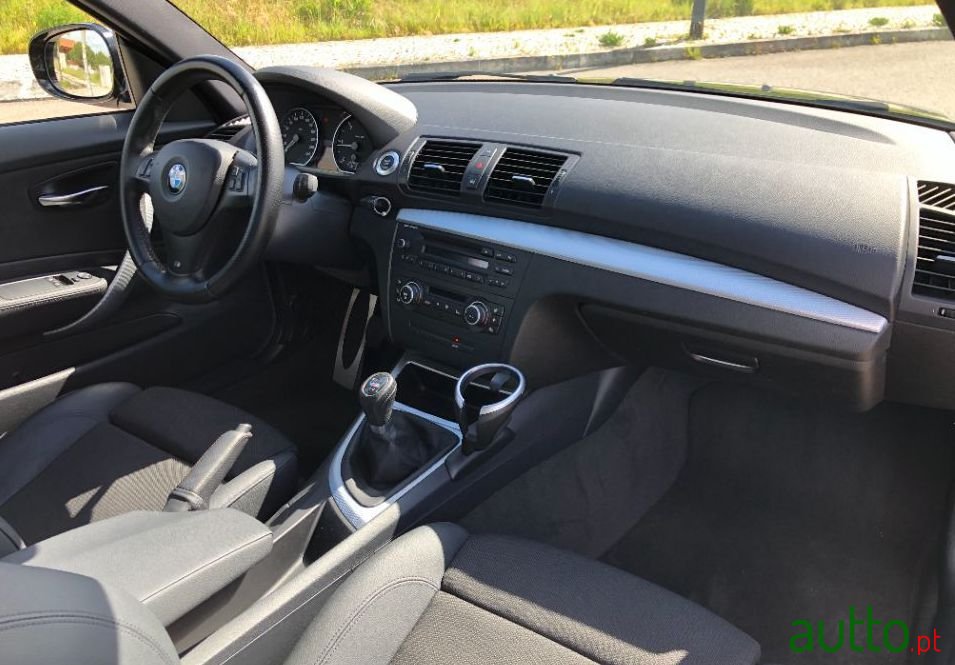 2010' BMW 118 photo #4