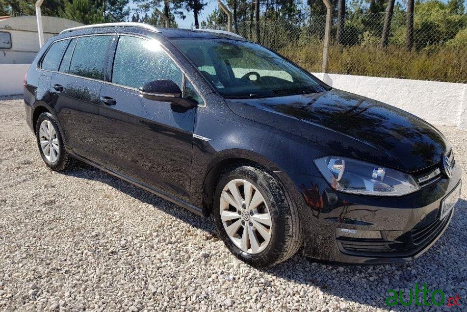 2014' Volkswagen Golf Variant photo #1