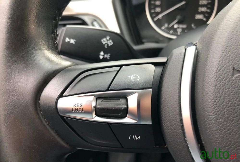 2017' BMW Série X 16 D Sdrive Xline photo #6