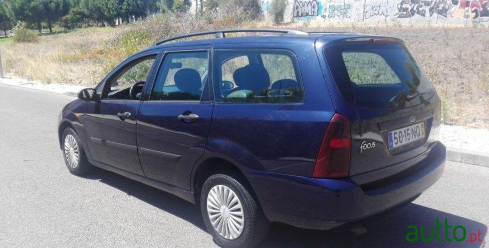 1999' Ford Focus-Sw 1.8 Tddiambiente photo #2