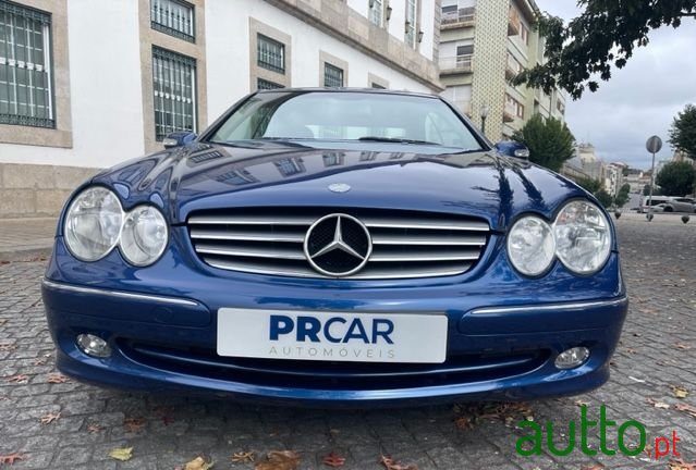 2005' Mercedes-Benz Clk-200 photo #2