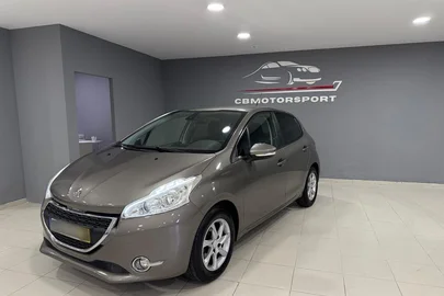 2012' Peugeot 208 1.2 Vti Active