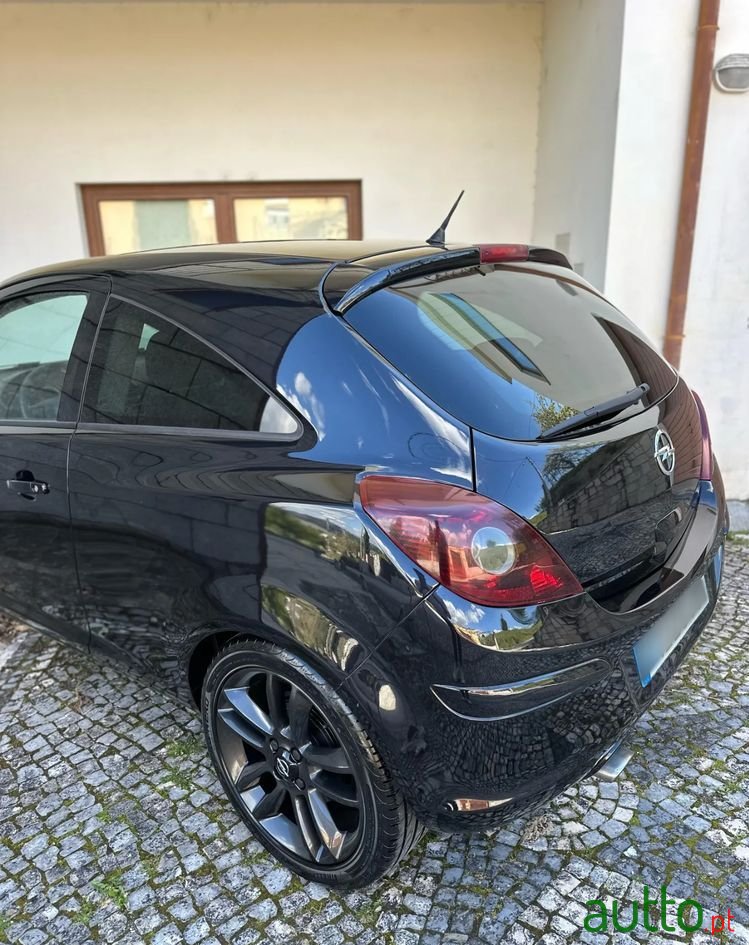 2011' Opel Corsa 1.3 Cdti Black Edition photo #5