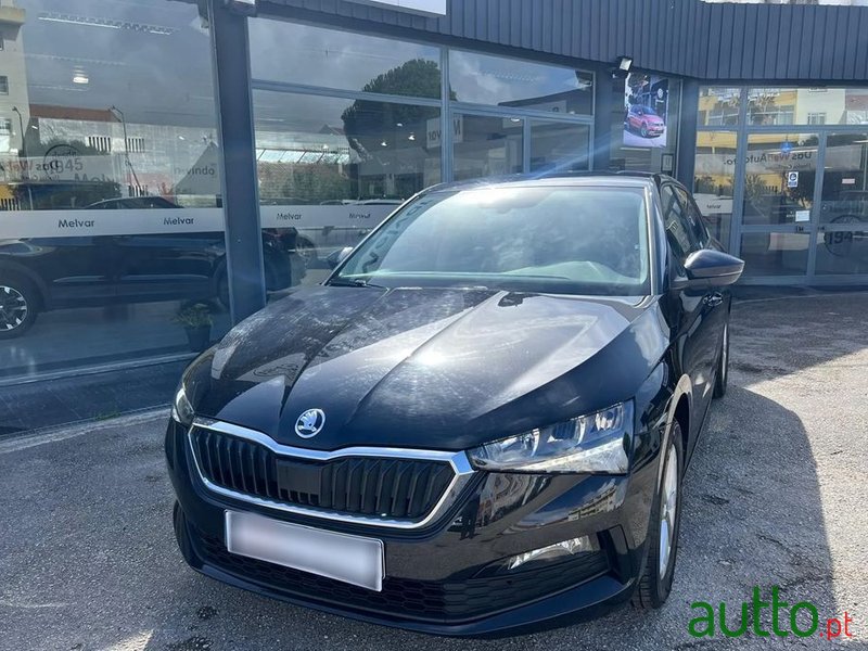 2023' Skoda Scala 1.0 Tsi photo #2