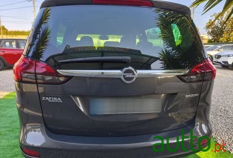 2016' Opel Zafira 1.4 T Dynamic Gpl photo #5