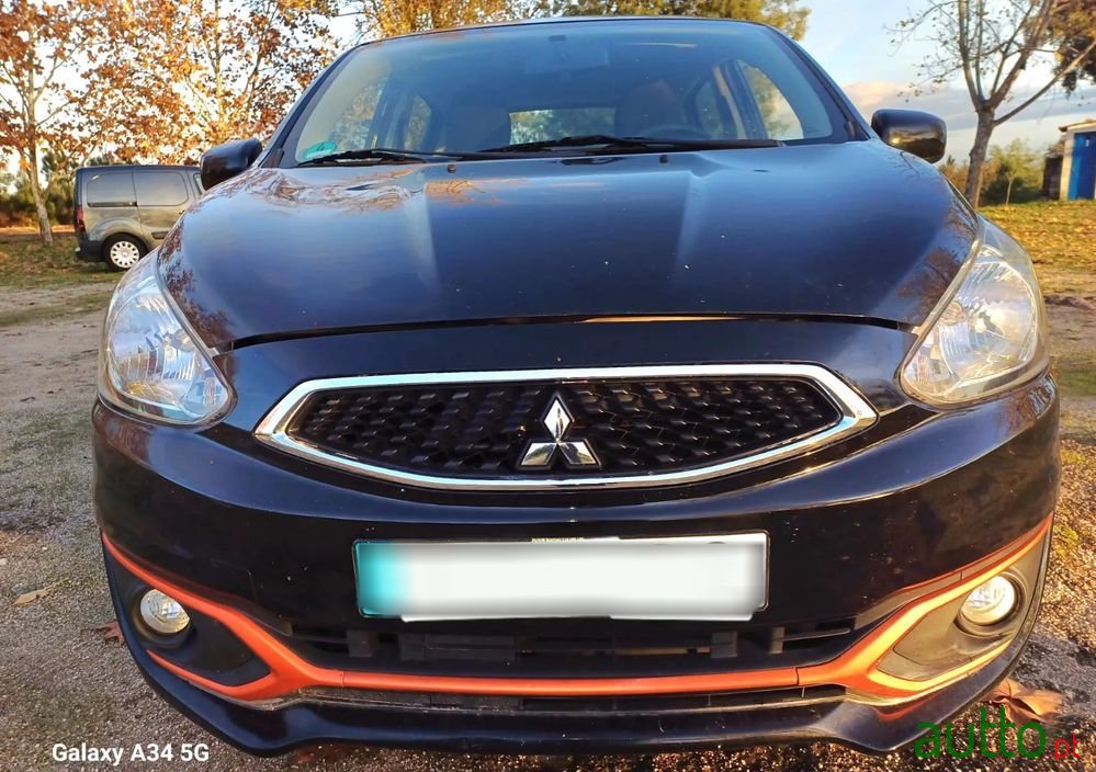 2017' Mitsubishi Space Star 1.0 photo #3