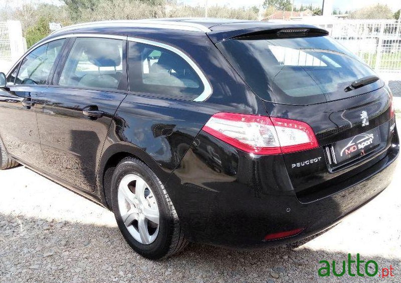 2013' Peugeot 508 Sw photo #2