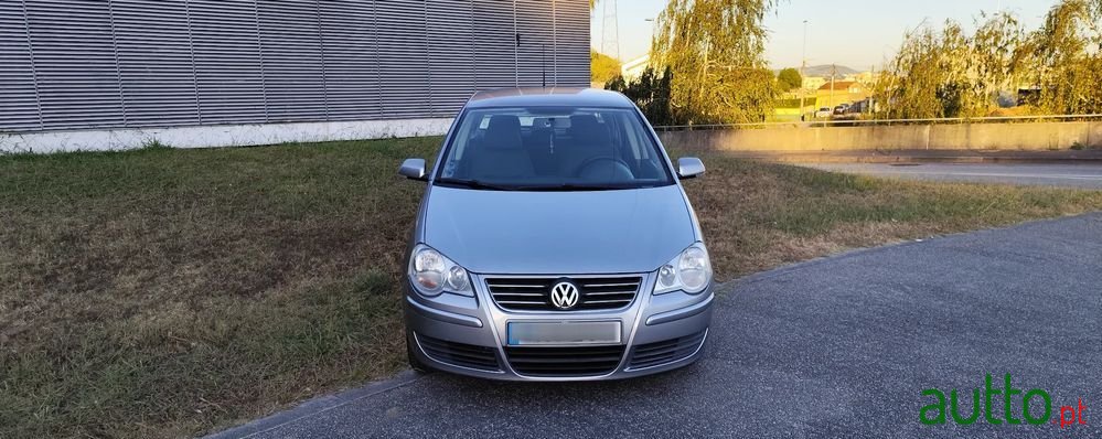 2008' Volkswagen Polo 1.2 Confortline photo #2