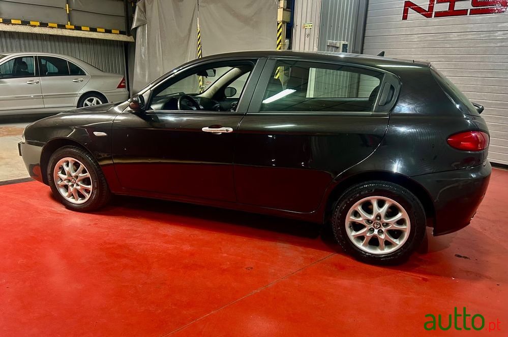 2005' Alfa Romeo 147 1.6 Ts Progression photo #6