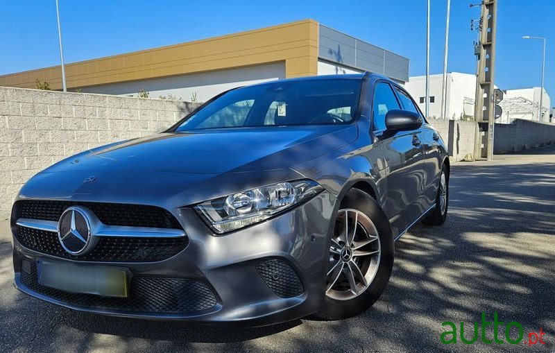 2018' Mercedes-Benz Classe A Style Plus photo #2