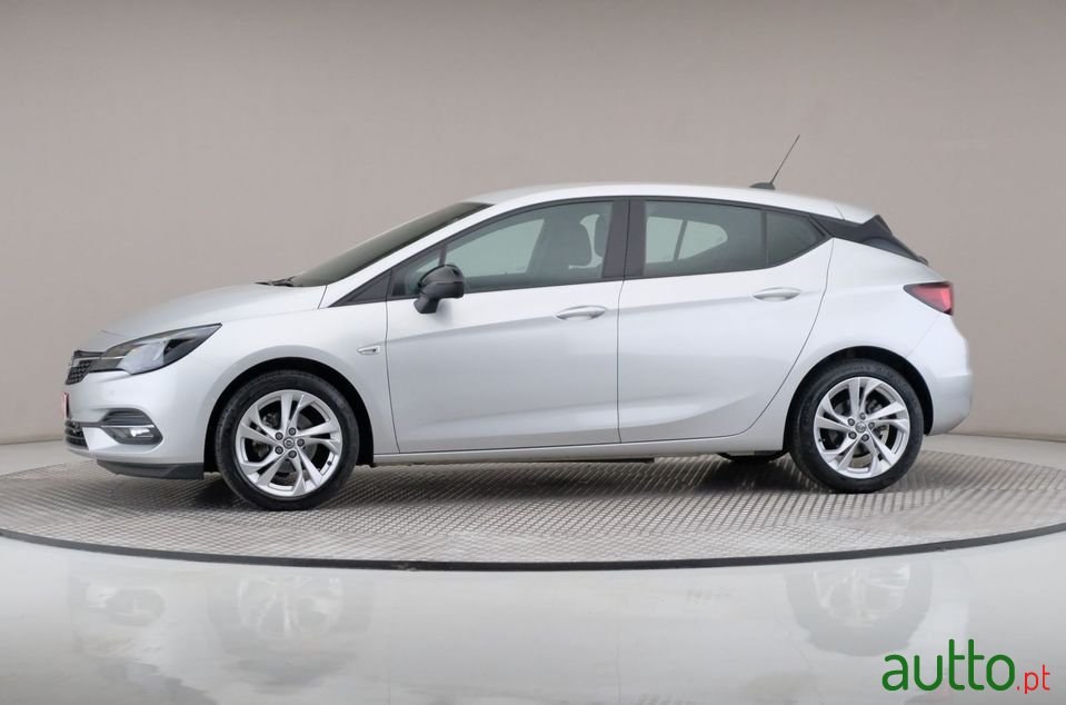 2021' Opel Astra photo #4