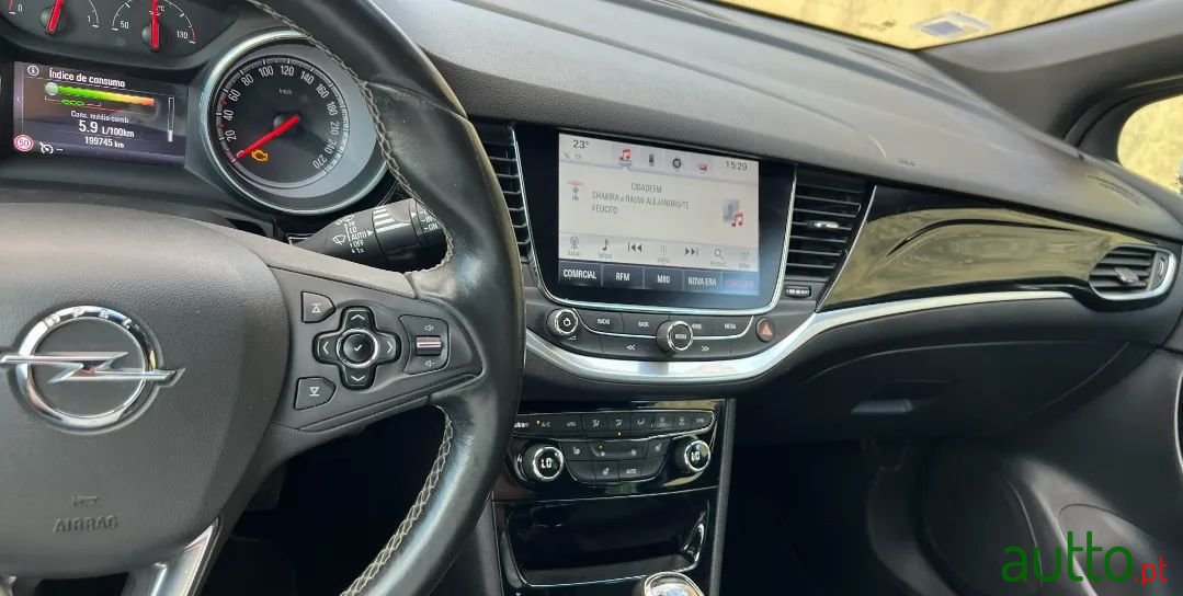 2016' Opel Astra Sports Tourer photo #5