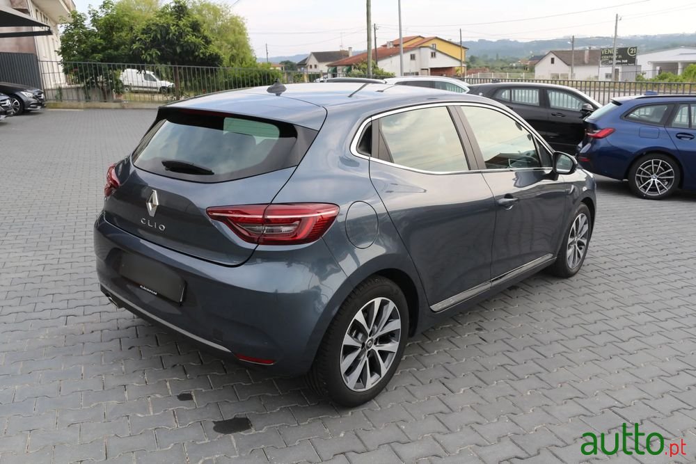 2020' Renault Clio photo #3