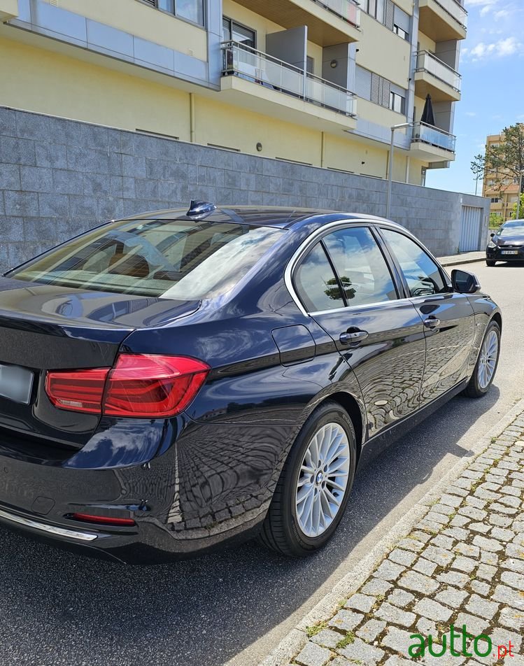 2016' BMW 318 D Line Luxury Auto photo #5