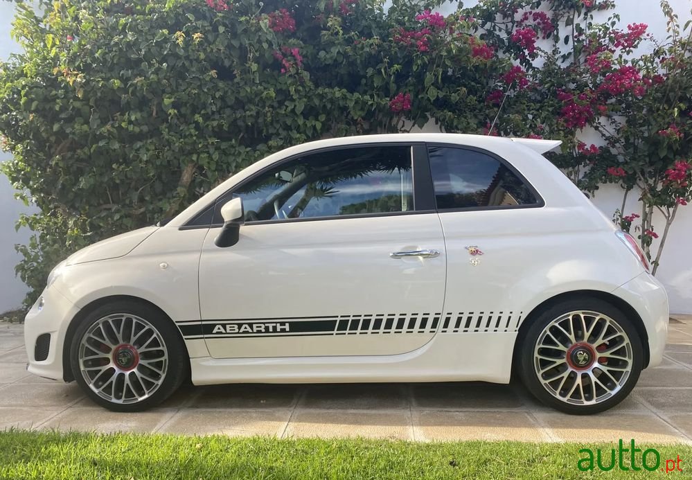 2012' Fiat 595 Abarth photo #1