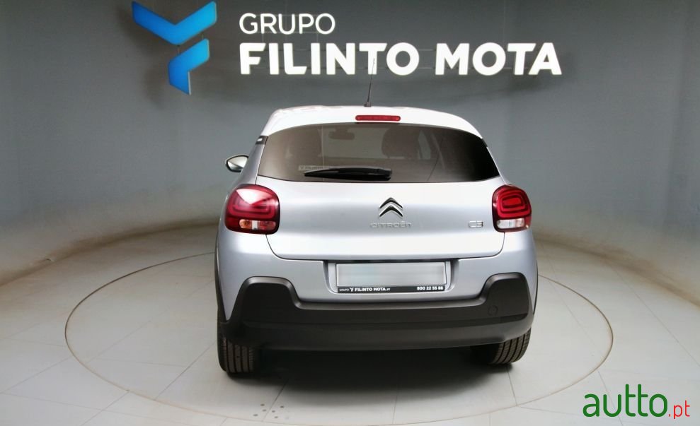 2022' Citroen C3 1.2 Puretech Shine photo #3