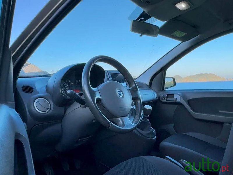 2005' Fiat Panda photo #4