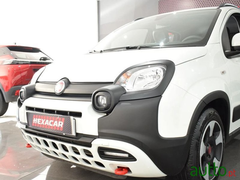2024' Fiat Panda 1.0 Hybrid Cross photo #3
