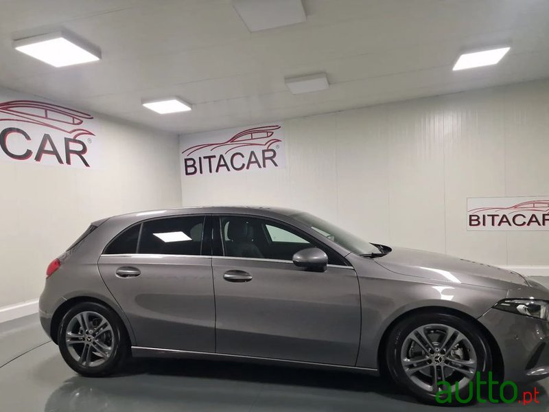 2019' Mercedes-Benz Classe A photo #2