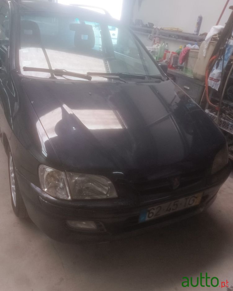 2002' Mitsubishi Space Star 1.9 Di-D Comfort P2 photo #3