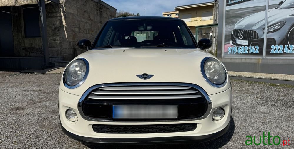 2015' MINI Cooper D 3 Portas photo #3