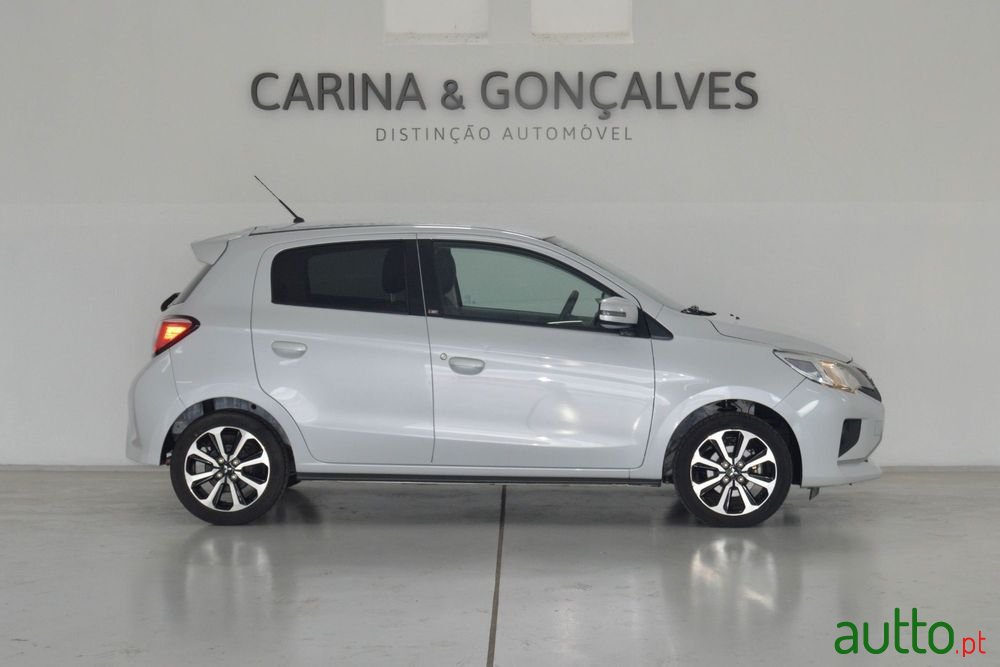 2023' Mitsubishi Space Star photo #4