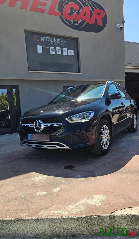 2022' Mercedes-Benz Classe Gla photo #1