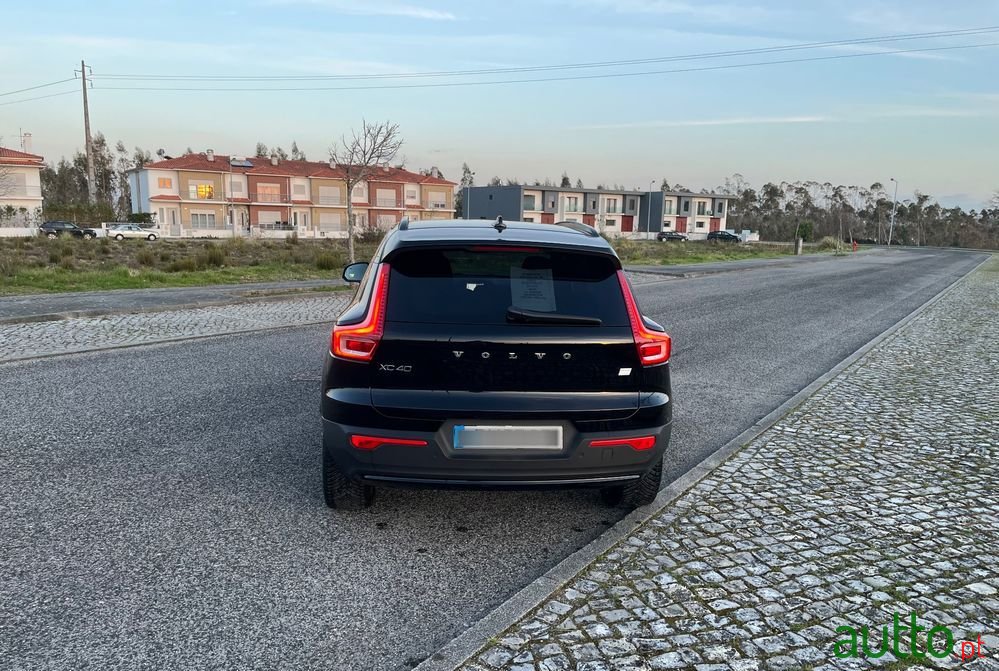 2023' Volvo Xc 40 Recharge Core photo #5