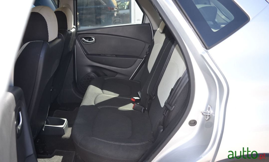 2018' Renault Captur photo #6