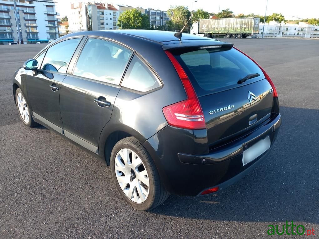 2007' Citroen C4 photo #5