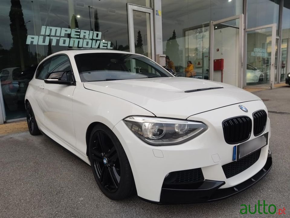 2012' BMW 118 photo #3