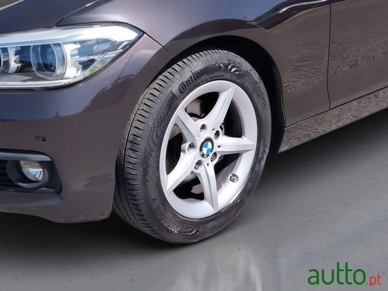 2019' BMW Série 1 D Advantage photo #4