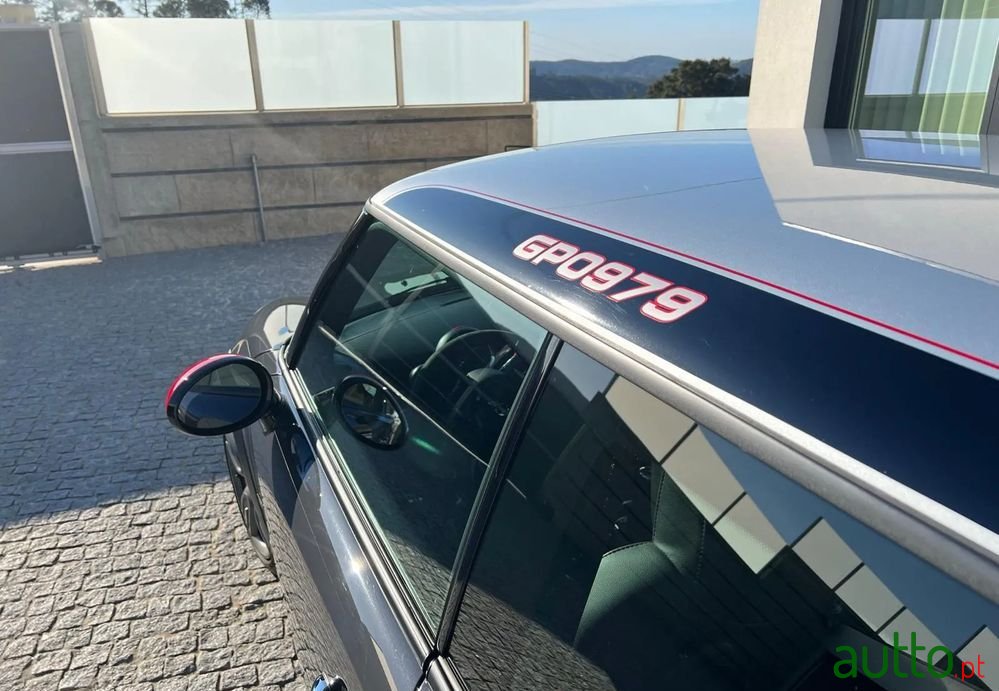 2013' MINI John Cooper Works Coupé photo #1